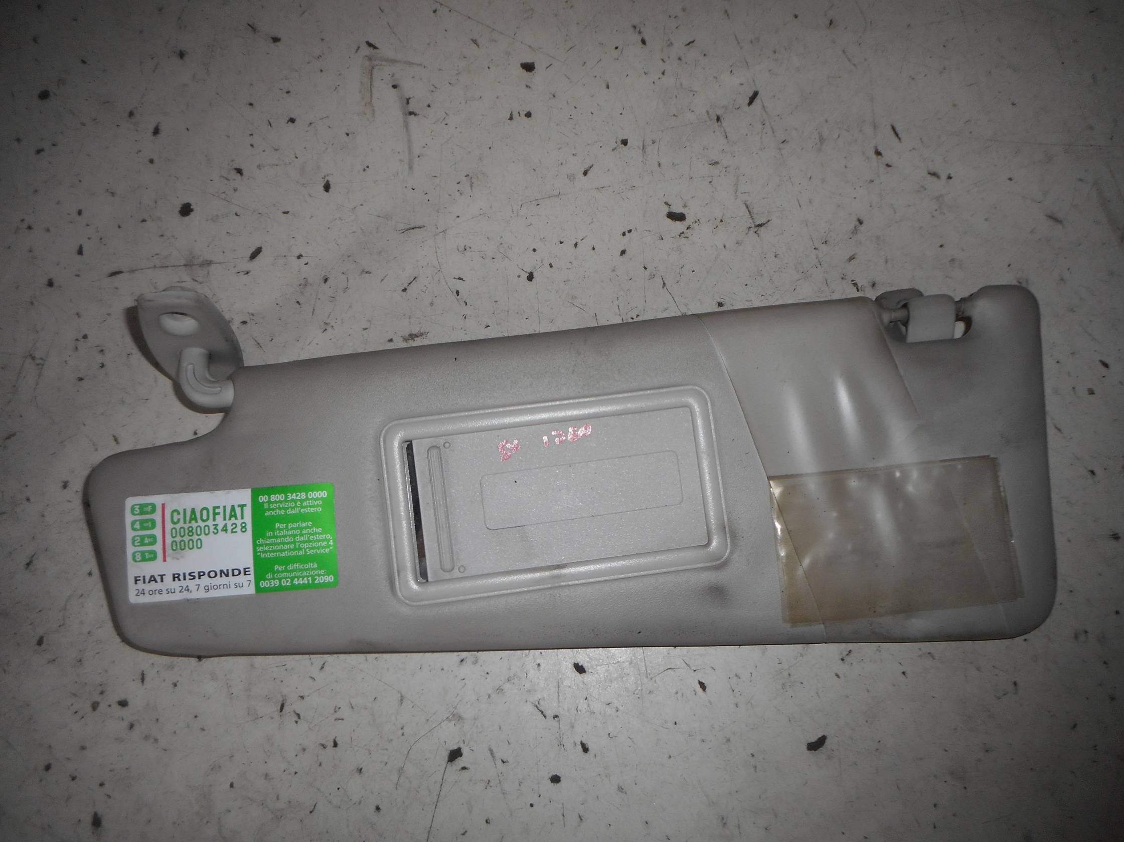 Aletta parasole parabrezza sx.